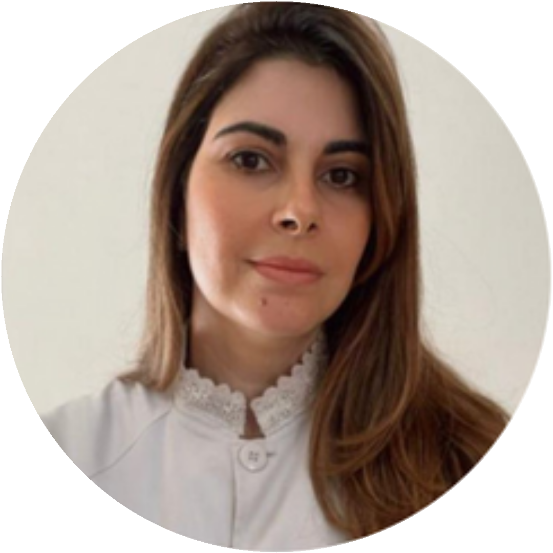 Profa. Esp. Camila Galão França